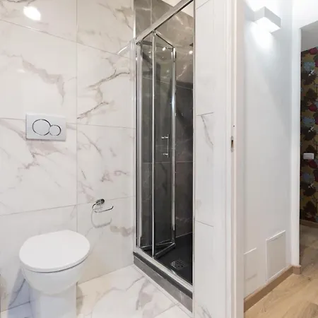 Apartment In - Romacampusmartius